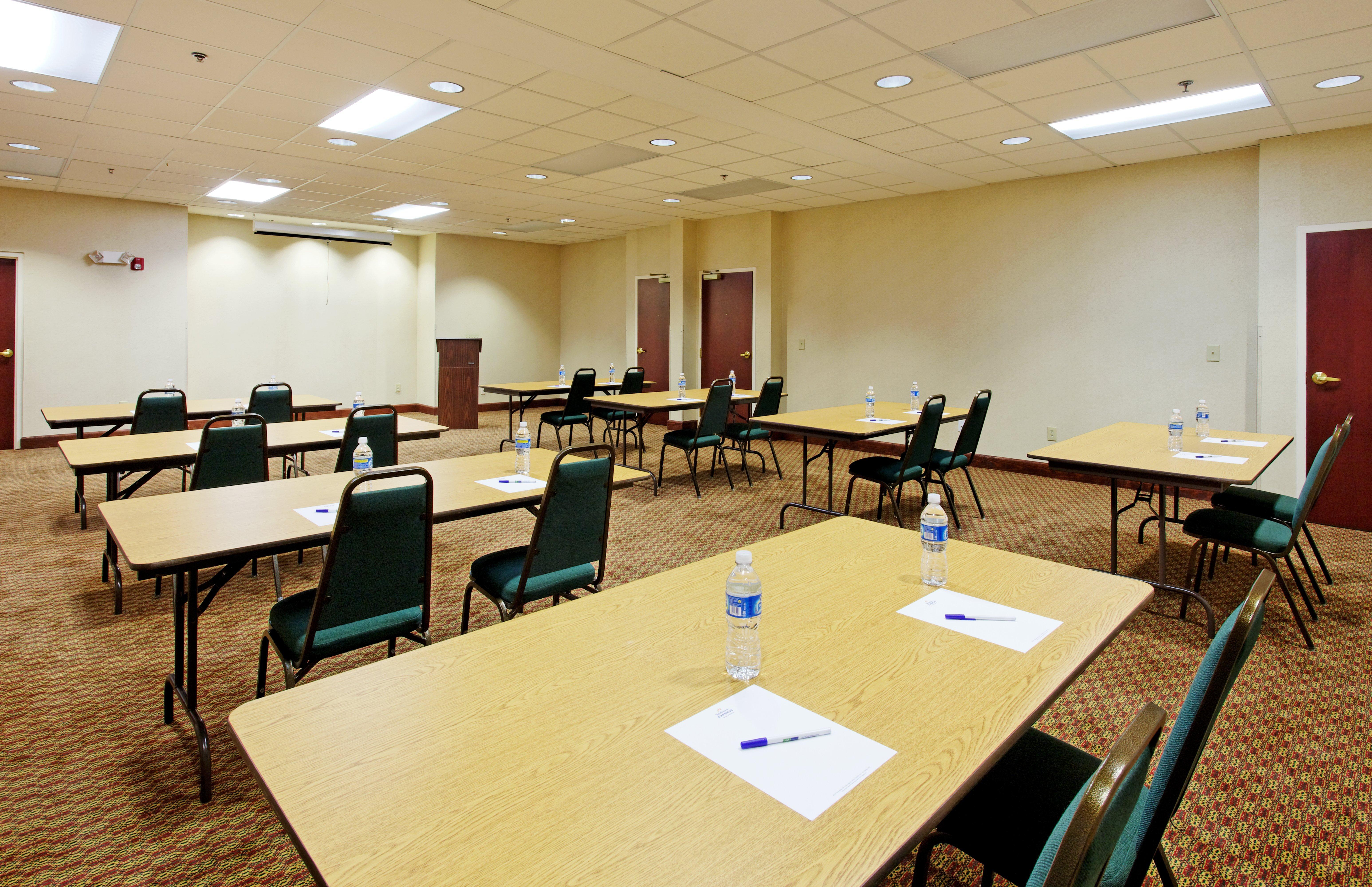 Holiday Inn Express & Suites Sylacauga Extérieur photo