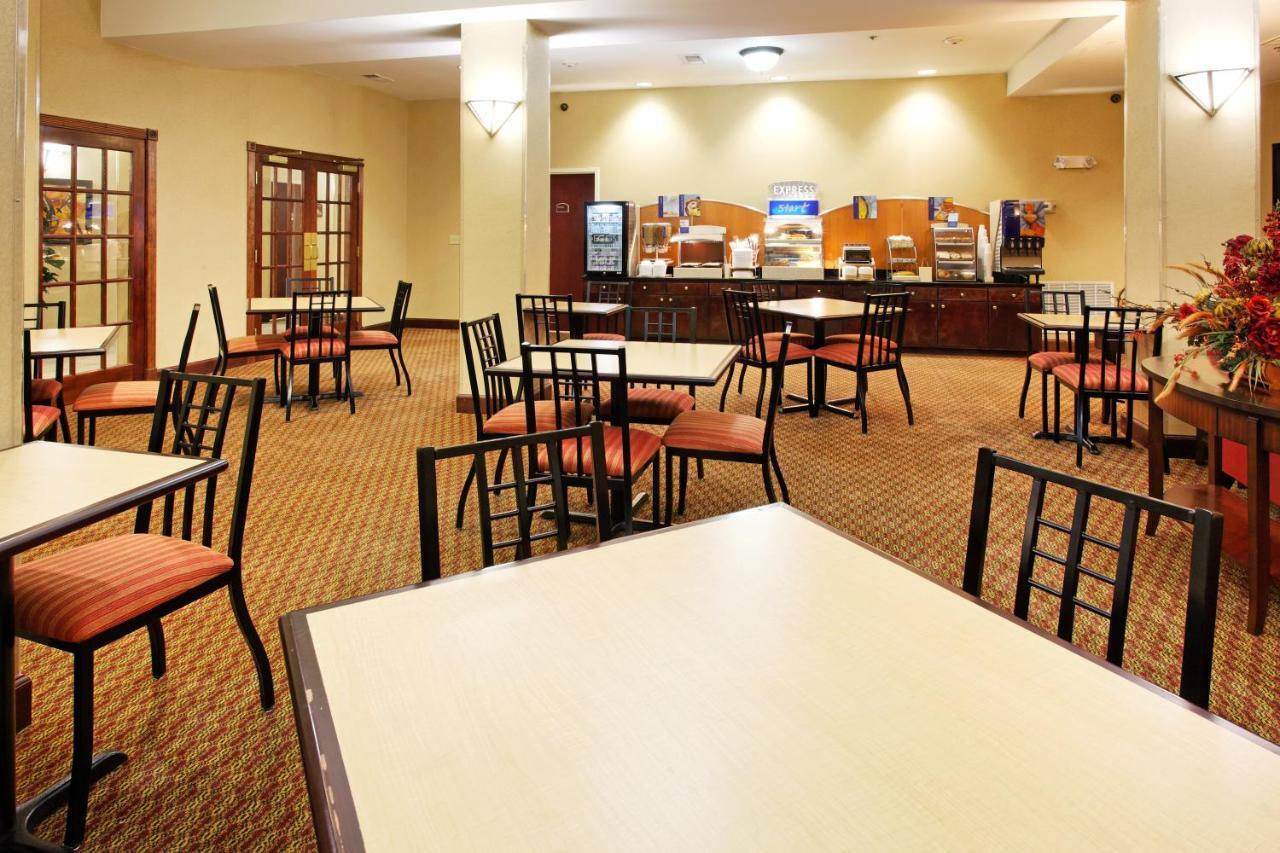 Holiday Inn Express & Suites Sylacauga Extérieur photo
